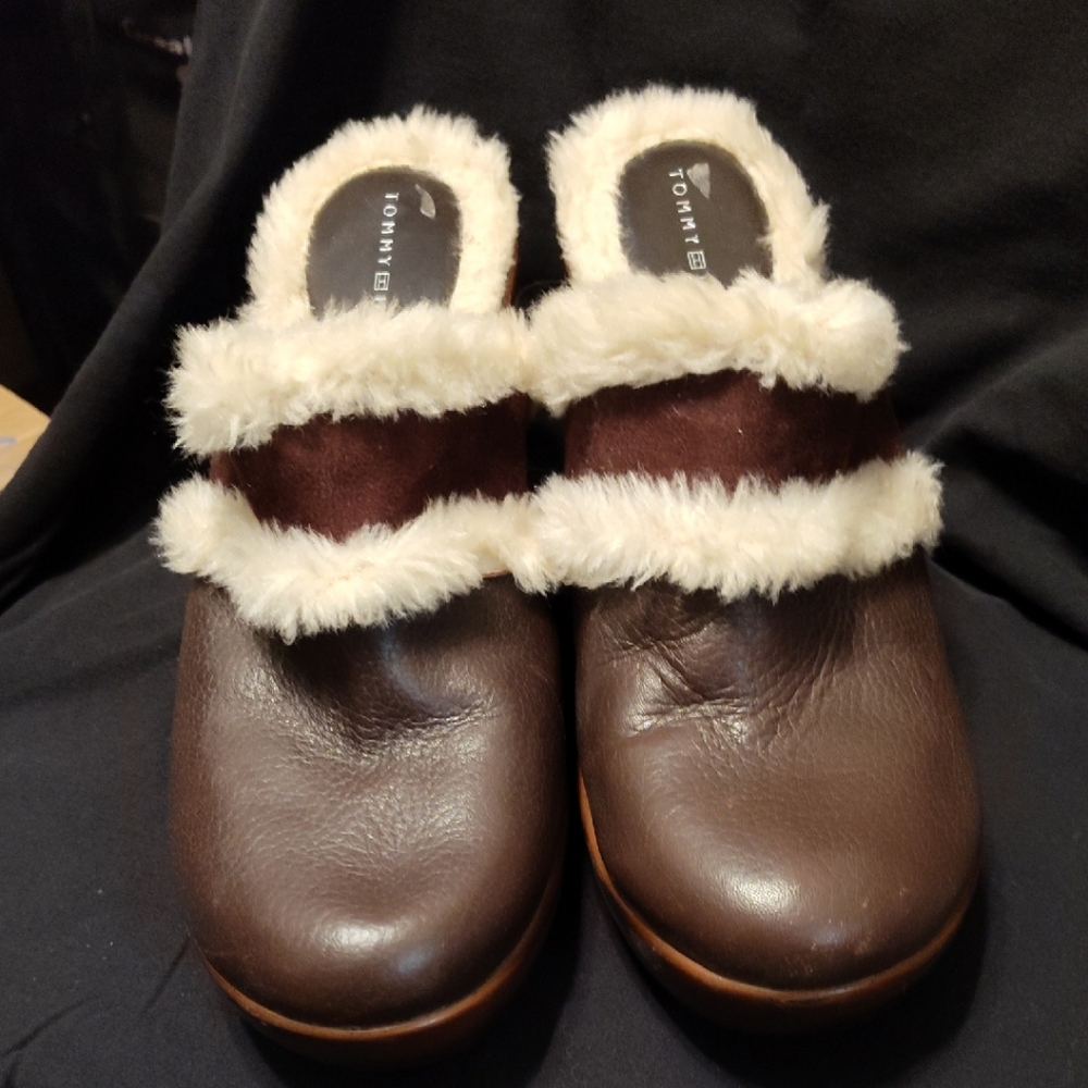 Tommy Hilfiger Women's Chocolate Fur-Trimmed Mules